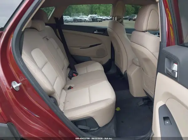 KM8J3CA49GU210383 2016 HYUNDAI TUCSON - Image 8