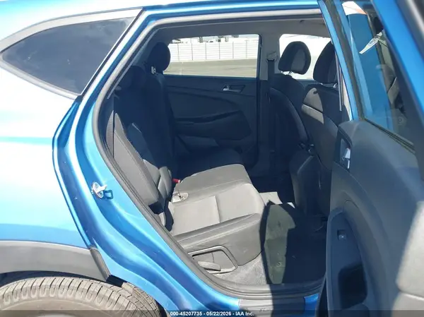 KM8J3CA49GU224526 2016 HYUNDAI TUCSON - Image 8