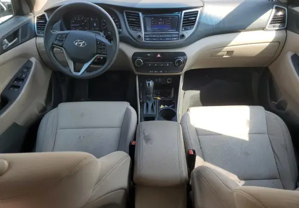 KM8J3CA49GU243481 2016 HYUNDAI TUCSON - Image 8