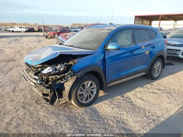 KM8J3CA49HU260735 2017 HYUNDAI TUCSON - Image 2