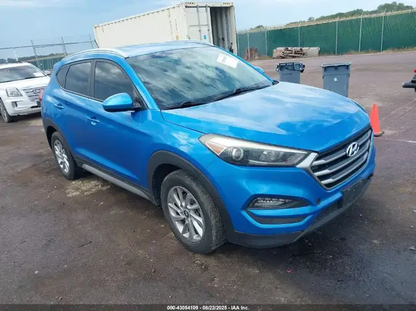 KM8J3CA49HU261092 2017 HYUNDAI TUCSON - Image 1