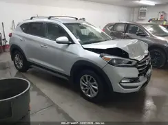 KM8J3CA49HU266177 2017 HYUNDAI TUCSON