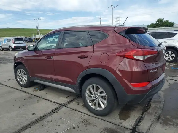 KM8J3CA49HU275817 2017 HYUNDAI TUCSON - Image 2