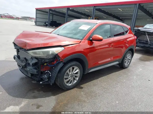 KM8J3CA49HU278667 2017 HYUNDAI TUCSON - Image 2