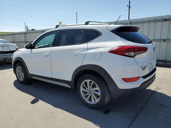 KM8J3CA49HU297543 2017 HYUNDAI TUCSON - Image 2