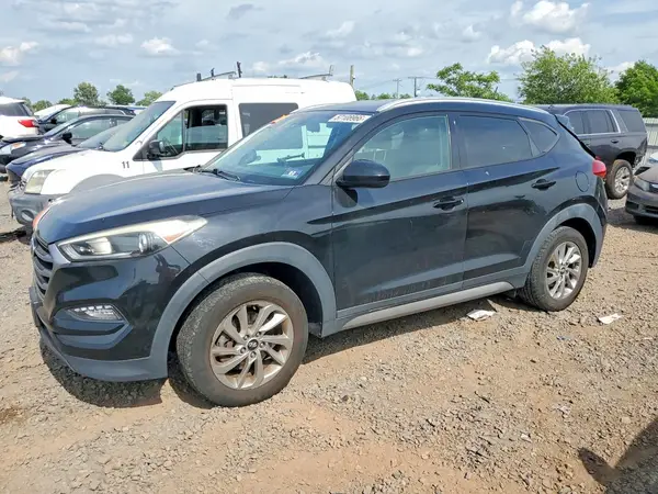 KM8J3CA49HU322666 2017 HYUNDAI TUCSON - Image 1