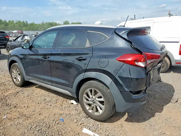 KM8J3CA49HU322666 2017 HYUNDAI TUCSON - Image 2