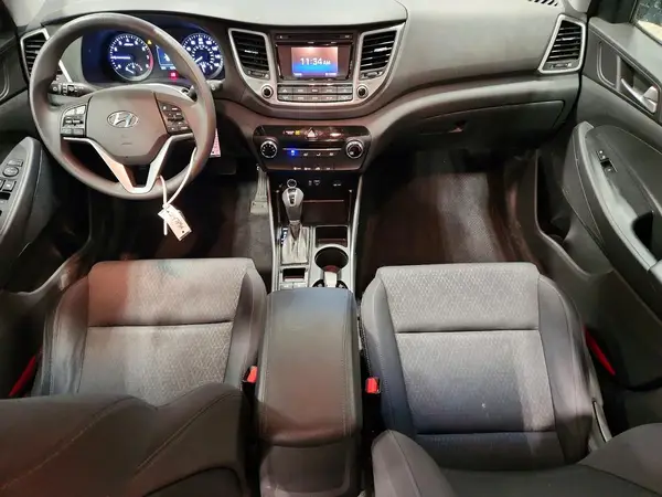 KM8J3CA49HU387792 2017 HYUNDAI TUCSON - Image 8