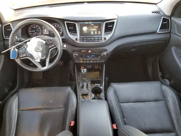 KM8J3CA49HU405191 2017 HYUNDAI TUCSON - Image 8