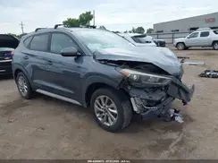 KM8J3CA49HU409600 2017 HYUNDAI TUCSON