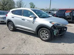KM8J3CA49HU415672 2017 HYUNDAI TUCSON