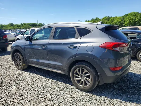 KM8J3CA49HU416028 2017 HYUNDAI TUCSON - Image 2