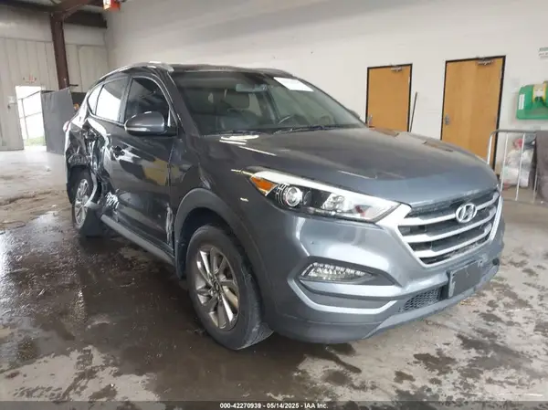 KM8J3CA49HU433024 2017 HYUNDAI TUCSON - Image 1