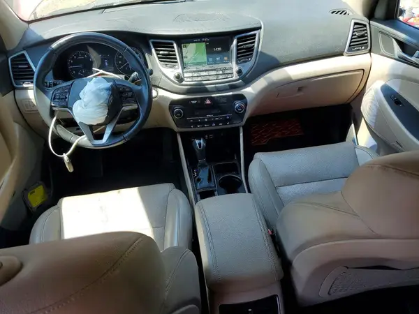 KM8J3CA49HU434349 2017 HYUNDAI TUCSON - Image 8