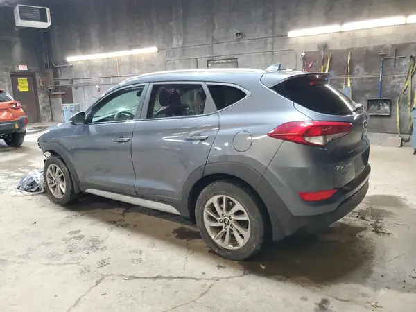 KM8J3CA49HU440104 2017 HYUNDAI TUCSON - Image 2