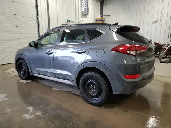 KM8J3CA49HU457288 2017 HYUNDAI TUCSON - Image 2