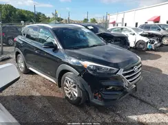 KM8J3CA49HU466735 2017 HYUNDAI TUCSON
