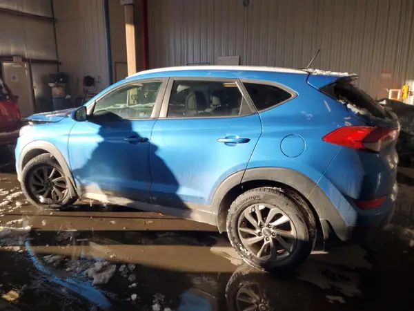 KM8J3CA49HU469750 2017 HYUNDAI TUCSON - Image 2