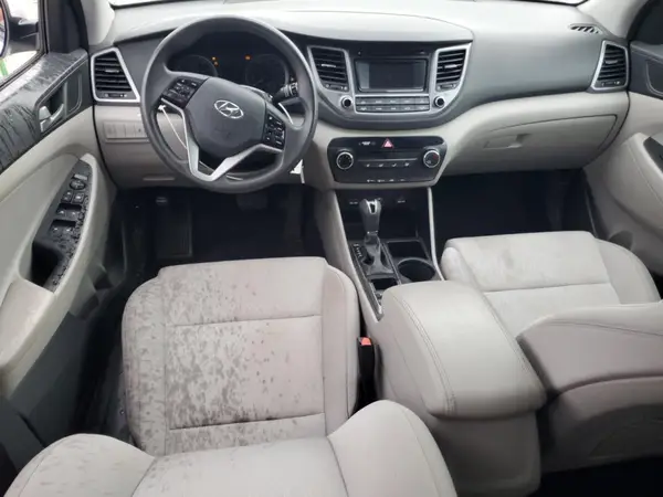 KM8J3CA49HU475371 2017 HYUNDAI TUCSON - Image 8