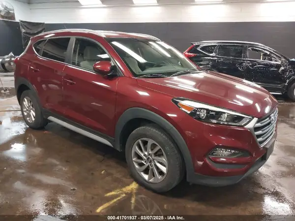 KM8J3CA49HU485544 2017 HYUNDAI TUCSON - Image 1