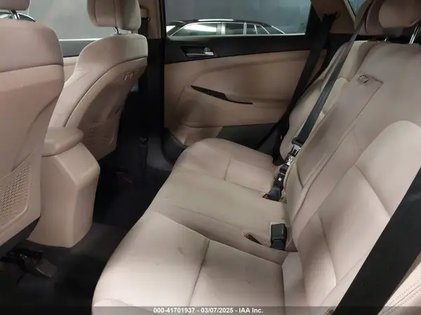 KM8J3CA49HU485544 2017 HYUNDAI TUCSON - Image 8