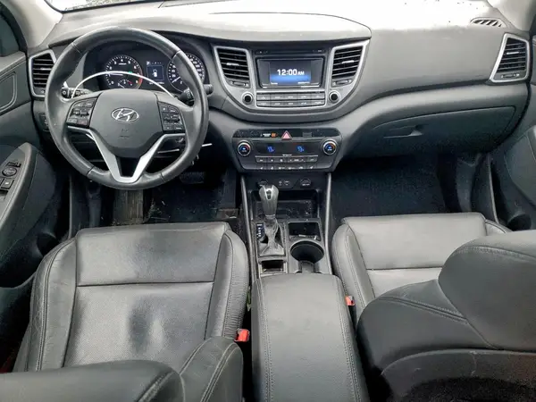 KM8J3CA49HU496639 2017 HYUNDAI TUCSON - Image 8