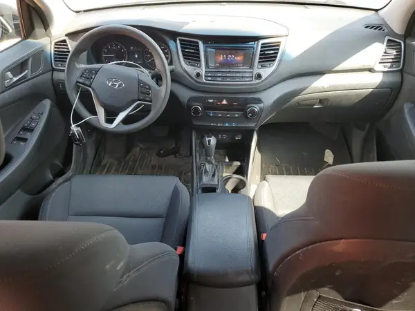 KM8J3CA49HU502200 2017 HYUNDAI TUCSON - Image 8