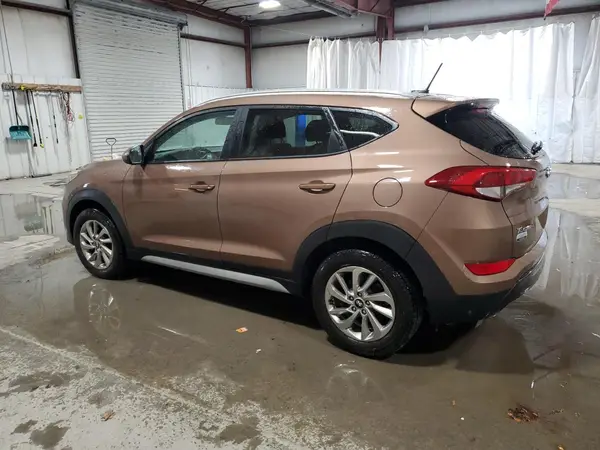 KM8J3CA49HU503542 2017 HYUNDAI TUCSON - Image 2