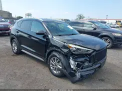 KM8J3CA49HU522687 2017 HYUNDAI TUCSON