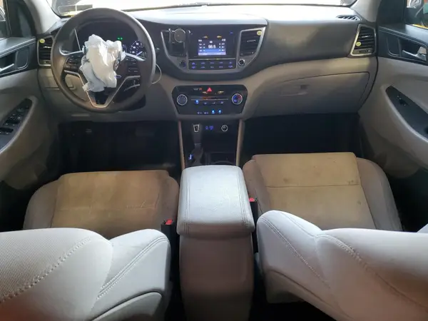 KM8J3CA49HU524648 2017 HYUNDAI TUCSON - Image 8