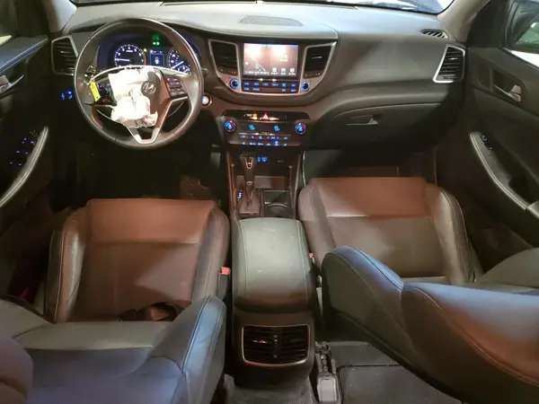 KM8J3CA49HU529977 2017 HYUNDAI TUCSON - Image 8