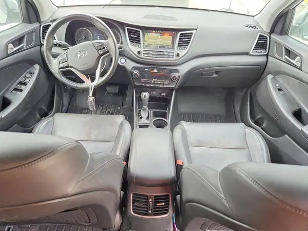 KM8J3CA49HU531079 2017 HYUNDAI TUCSON - Image 8