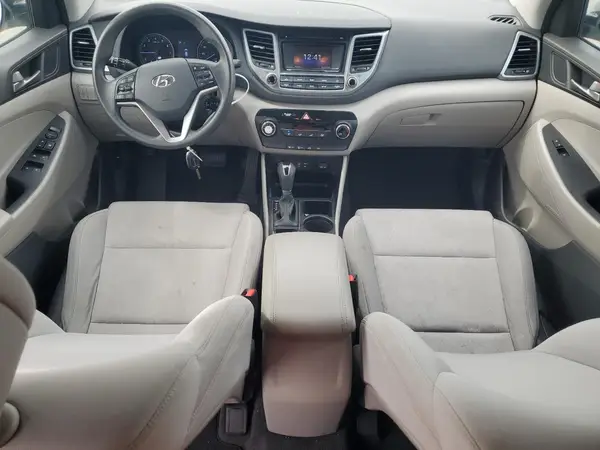 KM8J3CA49HU546567 2017 HYUNDAI TUCSON - Image 8