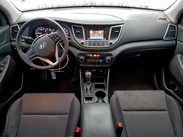 KM8J3CA49HU564776 2017 HYUNDAI TUCSON - Image 8