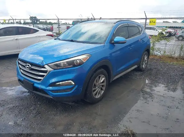 KM8J3CA49HU574580 2017 HYUNDAI TUCSON - Image 2