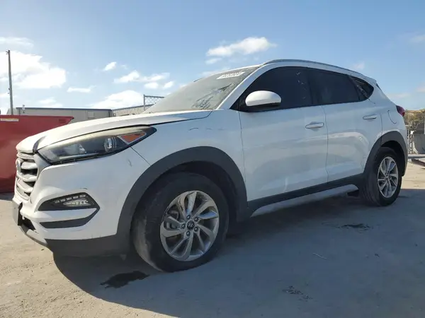 KM8J3CA49JU614405 2018 HYUNDAI TUCSON - Image 1