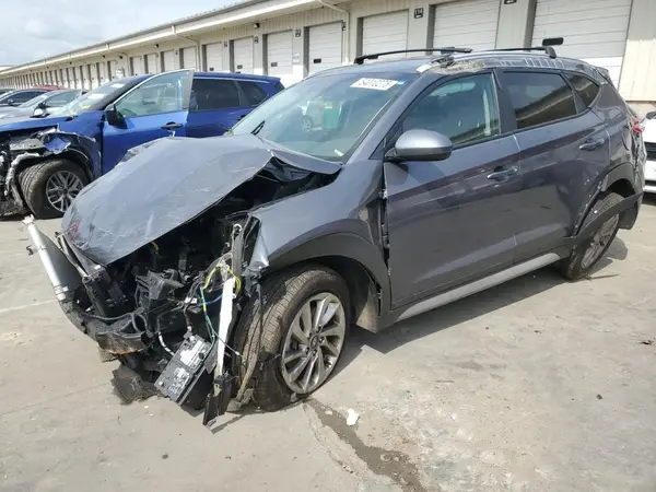 KM8J3CA49JU620544 2018 HYUNDAI TUCSON - Image 1