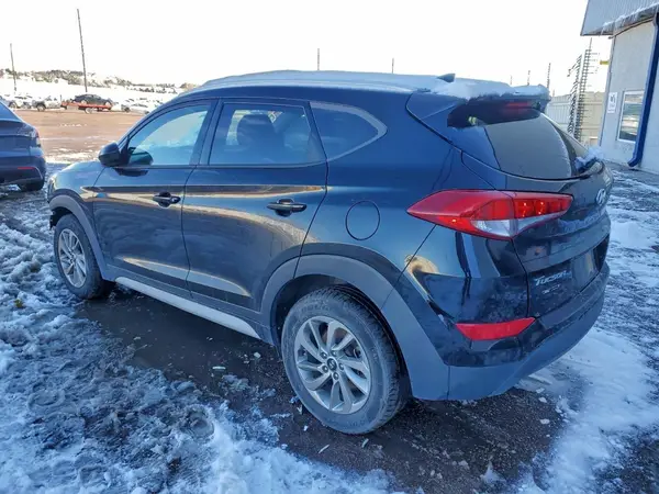 KM8J3CA49JU627106 2018 HYUNDAI TUCSON - Image 2