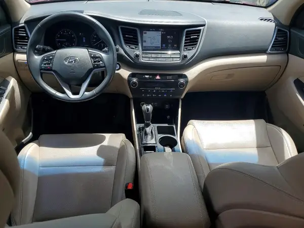 KM8J3CA49JU635447 2018 HYUNDAI TUCSON - Image 8