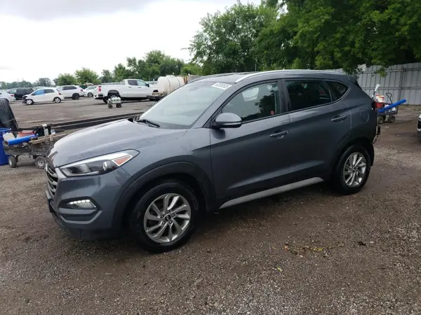 KM8J3CA49JU645590 2018 HYUNDAI TUCSON - Image 1