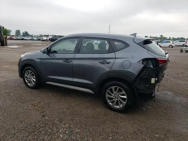 KM8J3CA49JU645590 2018 HYUNDAI TUCSON - Image 2