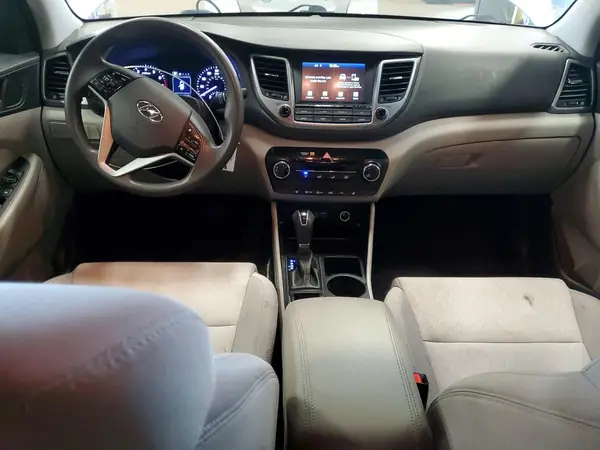 KM8J3CA49JU666987 2018 HYUNDAI TUCSON - Image 8
