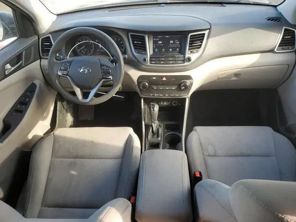 KM8J3CA49JU668884 2018 HYUNDAI TUCSON - Image 8