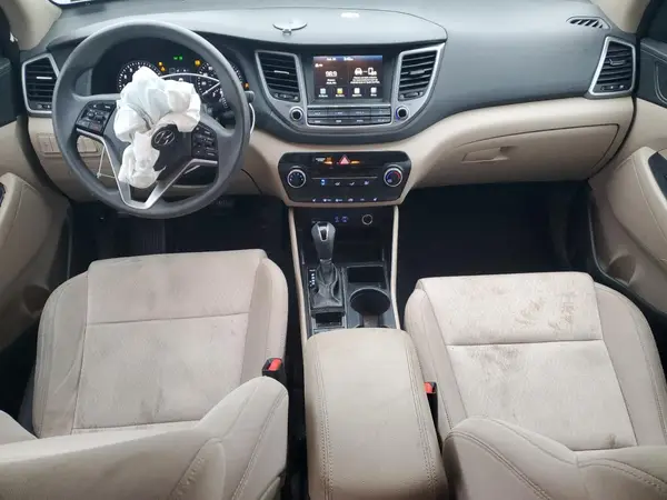 KM8J3CA49JU684535 2018 HYUNDAI TUCSON - Image 8