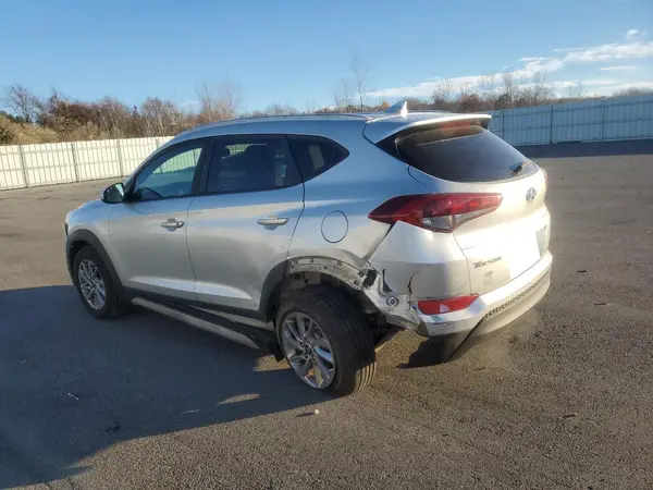 KM8J3CA49JU706260 2018 HYUNDAI TUCSON - Image 2