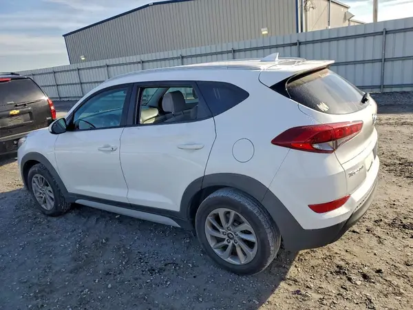 KM8J3CA49JU709353 2018 HYUNDAI TUCSON - Image 2