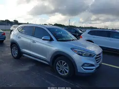 KM8J3CA49JU717355 2018 HYUNDAI TUCSON
