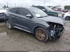 KM8J3CA49JU718537 2018 HYUNDAI TUCSON