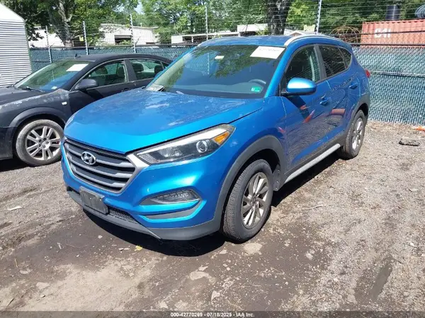 KM8J3CA49JU718909 2018 HYUNDAI TUCSON - Image 2