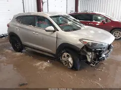 KM8J3CA49JU726234 2018 HYUNDAI TUCSON